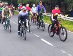 Dirgahayu Ke-76, Danrem 041/Gamas Gowes Sepeda Bareng Gubernur dan Kapolda