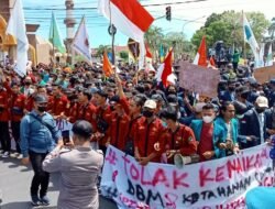 Aksi Ribuan Mahasiswa Bengkulu Minta Jangan Cabuli Konstitusi