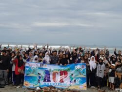 ACP, Benmall Bersama SMKN 7 Bersihkan Pantai Panjang Bengkulu