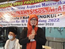 Reses Sefty Yuslinah Sampaikan Tugas dan Kewenangan DPRD