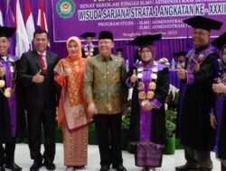 STIA Bengkulu Wisuda 228 Sarjana Angkatan XXXIII