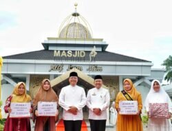 Resmikan Mesjid Alif Lam Mim, Kata Gubernur Rohidin Ada Kelas  Baca Al Qur’an Bagi ASN