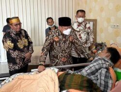 Jenguk Rahimandani Korban Penembakan, Gubernur Rohidin Berharap Jangan Terulang Lagi