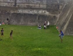 Perbosi Bengkulu Kenalkan Olahraga Bola Sundul di Objek Wisata Benteng Marlborought