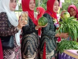 Ketua TP PKK BU Bina PKK Desa Sido Luhur