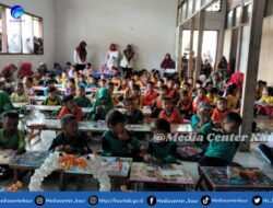 Lomba Mewarnai Anak PAUD di Kecamatan Kinal