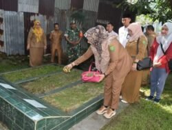 HUT Ke 303 Kota, Pemkot Ziarah Makam Mantan Walikota Bengkulu