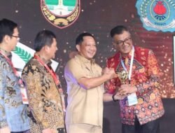 Penjabat Bupati Kabupaten Benteng Terima Penghargaan UHC Dari Wakil Presiden RI