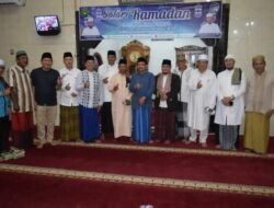Safari Ramadhan Wawali Dedy Wahyudi Taraweh di Mesjid Al-Muhajirin Sawah Lebar Baru