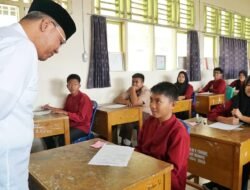 Gubernur Rohidin Motivasi Pelajar SMAN 4 RL Hadapi UN