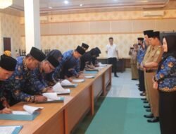 DPK Provinsi Telah Lakukan Penandatanganan Perjanjian Kinerja Yang Disaksikan Asisten III, Ika Joni Ikhwan