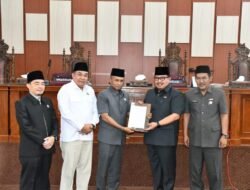 DPRD Sampaikan Rekomendasi LKPJ Walikota Bengkulu Tahun 2022