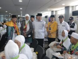 Gubernur Rohidin Beri Semangat JCH Kloter Pertama