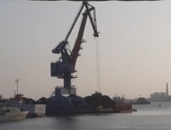 Bongkar Muat Kapal Lambat, Dewan Soroti “Crane” PT Pelindo