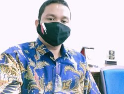 Ketua Komisi II  Jonaidi Sesalkan Akses Jalan Menuju Kayu Elang Masih “Ekstrem”
