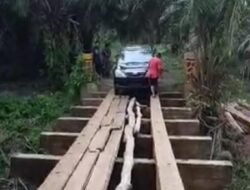 Jembatan Genting Dabuk Benteng Kondisinya Memilukan, Warga Minta Diperbaiki Sebelum Jatuh Korban Jiwa