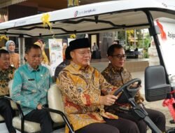 Serah Terima Kendaraan Listrik dari Bank Bengkulu Cabang Jakarta
