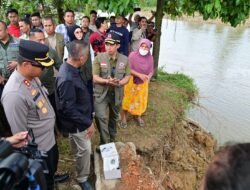 Pimpin Rakor Banjir dan Longsor Sumbar, Kepala BNPB Minta Penanganan Darurat Dipercepat