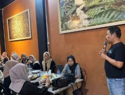 Usin Abdisyah Promosikan Kuliner Bengkulu Saat Berbuka di Cafe Siber
