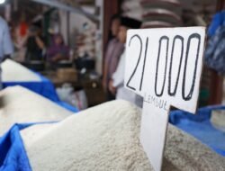Jelang Idulfitri Harga Beras Turun, Pemprov Ingatkan Masyarakat Tidak Perlu ‘Panic Buying’ Atau Menimbun