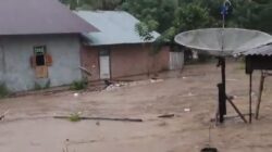 Kisah Achmad Fadian Saksi Mata Pilu dan Mencekamnya Banjir Bandang Yang Hantam Puluhan Rumah di Lebong