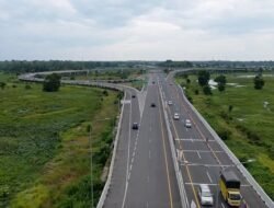DILINTASI LEBIH DARI 2.100.000 KENDARAAN, MUDIK LEBARAN 2024 DI TOL  TRANS SUMATERA BERJALAN LANCAR