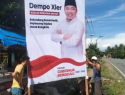 Kalahkan Rohidin dan Helmi, 10 Ribu Spanduk Dempo Gubernur Tersebar di 10 Kabupaten/Kota