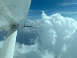 Tiga Ton NaCl Disemai di Langit Sumatra Selatan