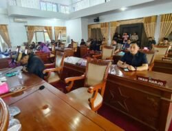 Paripurna DPRD Seluma Delapan Fraksi Dengarkan Pandangan Umum Eksekutif Atas Raperda