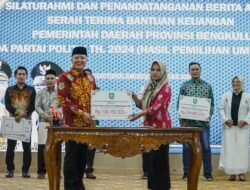 Serahkan Bantuan Partai Politik, Gubernur Rohidin: Pergunakan Sesuai Juklak dan Juknis
