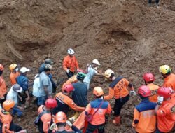 [UPDATE] Longsor Lumajang : Tim Gabungan Kembali Temukan Satu Korban Meninggal Dunia