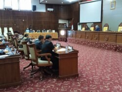 Gubernur Rohidin Sampaikan Nota Pendapat atas Dua Raperda Usulan Inisiatif DPRD Provinsi Bengkulu