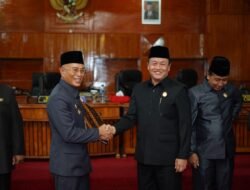 DPRD Bersama Bupati BS Setujui Raperda Pertanggungjawaban APBD Tahun 2023