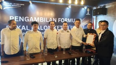 Serahkan Uang Pendaftaran, Pengusaha Muda Yosia Yodan Ambil Formulir Caketum BPD HIPMI Provinsi Bengkulu