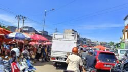 Jelang Pergantian Tahun, Pengunjung Pasar Panorama Membludak