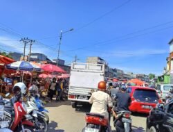 Jelang Pergantian Tahun, Pengunjung Pasar Panorama Membludak
