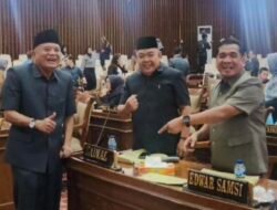 PLT Gubernur Bengkulu Lantik Lima Komisioner KIP, Edwar Samsi : Diharapkan Bawa Dampak Positif Untuk Keterbukaan Informasi Daerah