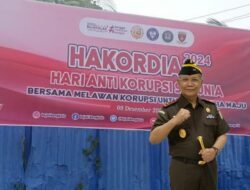 Ajak Lawan Korupsi Kejati Bengkulu Pasang Spanduk Hakordia di Lokasi Strategis