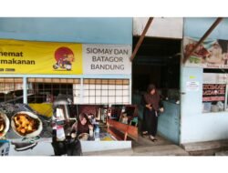 Lezat dan Terjangkau : Sensasi Siomay dan Batagor Bandung di Kota Bengkulu