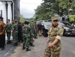Kenakan Pakaian Militer, Gubernur Helmi Ikuti Retret Kepala Daerah