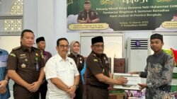 Kejati Bengkulu Beri Bingkisan dan Santuni Panti Asuhan