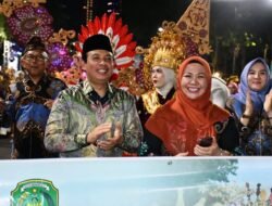 Walikota Bengkulu Bersama Istri Pamerkan Budaya Daerah di Karnaval Budaya Nusantara Apeksi Surabaya