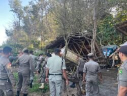 Pemkot Bengkulu Gencarkan Penataan Pantai Panjang, Puluhan Pondok Dibongkar