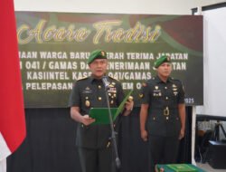 Danrem 041/Gamas Pimpin Tradisi Penerimaan Serta Pelepasan Warga Korem 041/Gamas