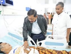 Tragedi Kapal Wisata Tenggelam, Bawa 89 Wisatawan, 7 Meninggal Dunia, Wagub Mian Besuk Korban