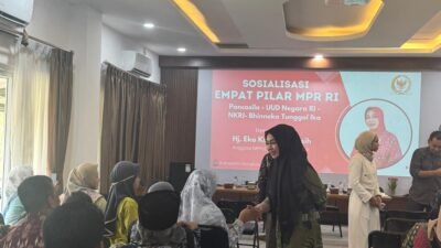 Eko Kurnia Ningsih  Sosialisasikan Empat Pilar MPR RI : Warga Desa diminta Tingkatkan Toleransi dan Hidupkan Gotong Royong