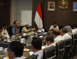 Koordinasi Penanganan Enggano, Gubernur Bawa Rp75 Miliar dari KKP