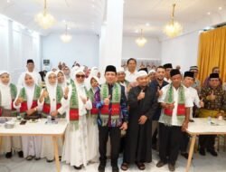 Lepas Jemaah Umroh, Walikota Dedy Wahyudi Doakan Semoga Mabrur