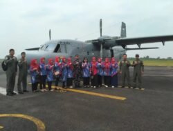 Danlanal Bengkulu Sambut Kedatangan Pesawat CASA TNI AL  dalam Rangka Operasi Siaga Ghora-25