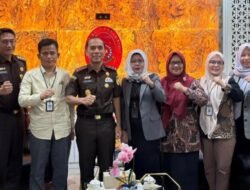 Direktur Poltekkes Kemenkes Silaturahmi ke Kejati Bengkulu